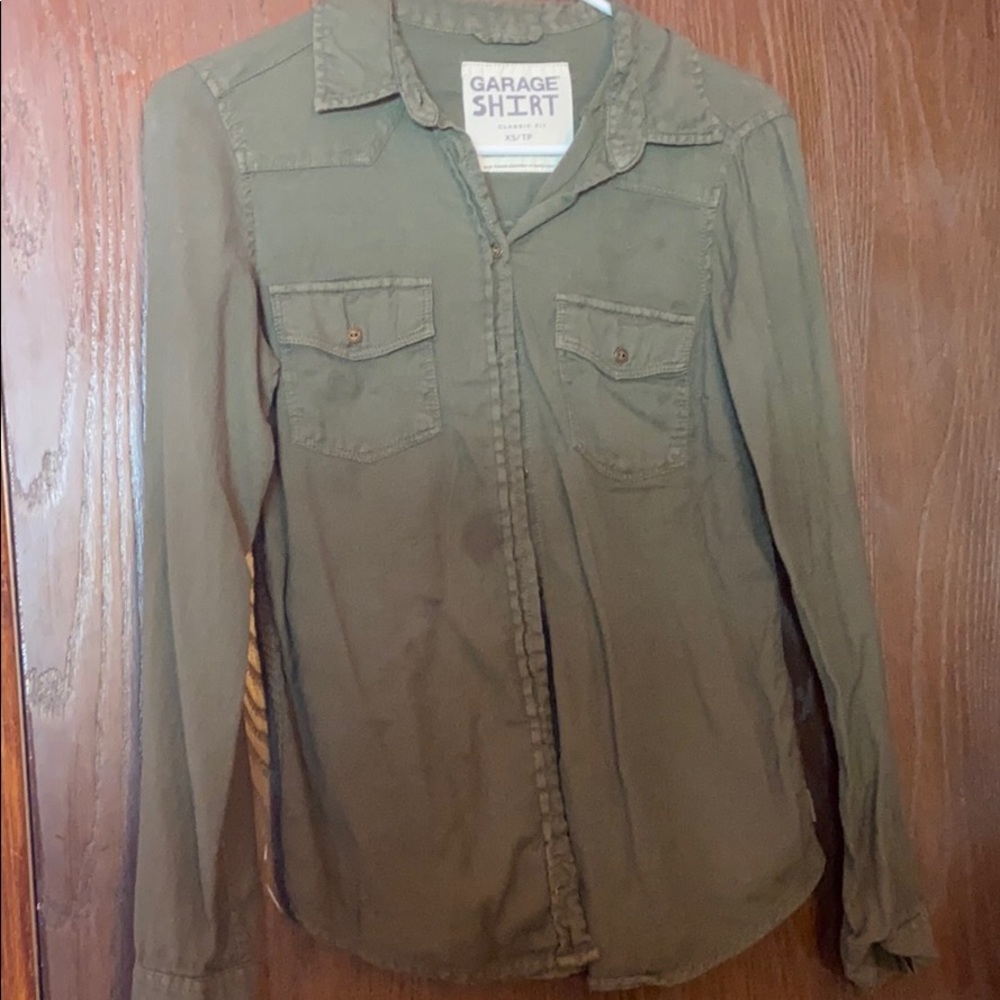 Button down top